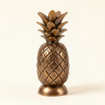 Dann Pineapple Finial Statue (synthetic illustration; no displayed measurements)