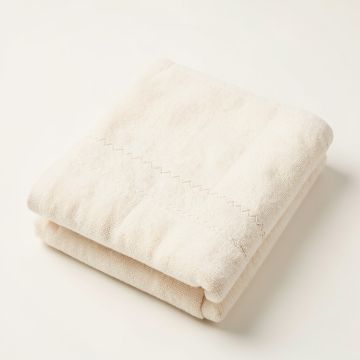 Reed Dale Bath Towel - Cream (synthetic illustration; no displayed measurements)