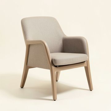 Guitta Patio Chair (synthetic illustration; no displayed measurements)