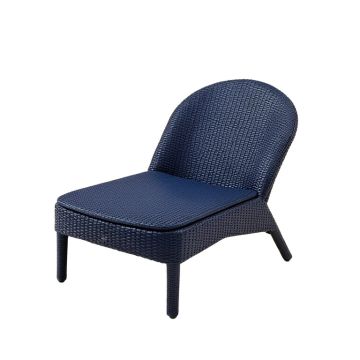 Moss Arc Outdoor Lounge Chair - Navy (synthetic illustration; no displayed measurements)