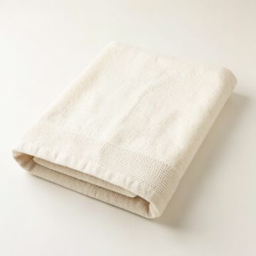 Laurel Crossing Bath Towel - Ivory (synthetic illustration; no displayed measurements)