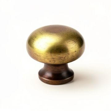 Celtic 1 3/8 '' Novelty Knob (synthetic illustration; no displayed measurements)