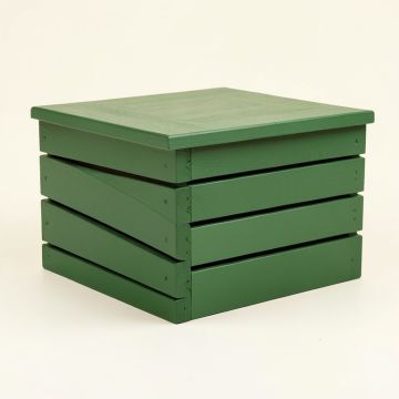 Slate Bend Closed Outdoor Storage Box - Green (synthetic illustration; no displayed measurements)