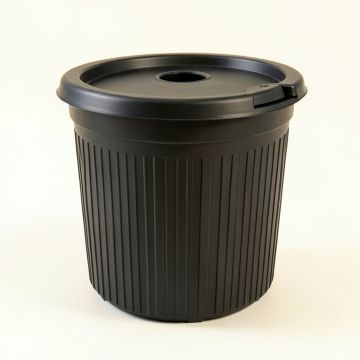 Maple Arc Closed Garden Compost Bin - Black (synthetic illustration; no displayed measurements)