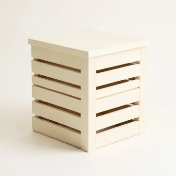 Brook Bluff Closed Garden Compost Bin - Cream (synthetic illustration; no displayed measurements)