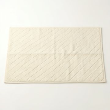 Hill Bridge Bath Mat - Cream (synthetic illustration; no displayed measurements)