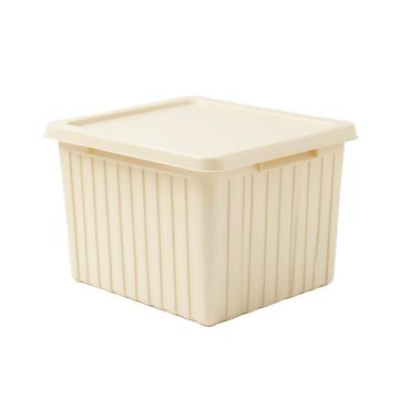Maple Branch Closed Outdoor Storage Box - Cream