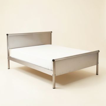 Spadaro Platform Bed (synthetic illustration; no displayed measurements)