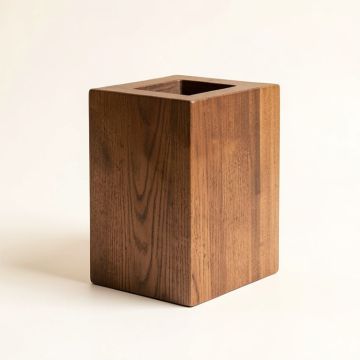 Byrde Plant Stand (synthetic illustration; no displayed measurements)