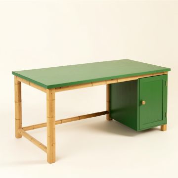Bay Crossing Empty Workshop Workbench - Green (synthetic illustration; no displayed measurements)