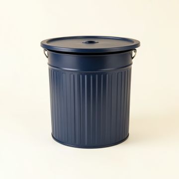 Brook Bend Closed Garden Compost Bin - Navy (synthetic illustration; no displayed measurements)