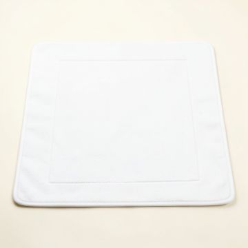 Cedar Branch Bath Mat - White (synthetic illustration; no displayed measurements)