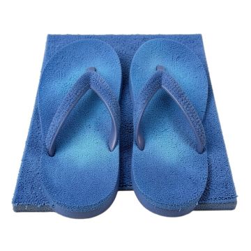 Gunnell Flip Flops Ombre 30 In . X 18 In . Non-Slip Outdoor Door Mat