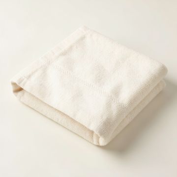 Linden Dell Bath Towel - Cream (synthetic illustration; no displayed measurements)