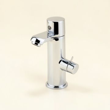 S Centerset Standard Bathroom Faucet With Diamond Seal Technology (synthetic illustration; no displayed measurements)