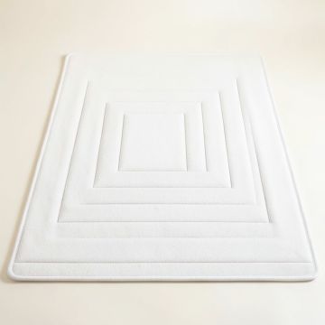Summit Bluff Rectangular Outdoor Rug - White (synthetic illustration; no displayed measurements)
