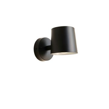 Brook Brook Wall Sconce Mounted On A Plain Wall - Black