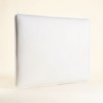White Electric Inflatable Projector Screen (synthetic illustration; no displayed measurements)