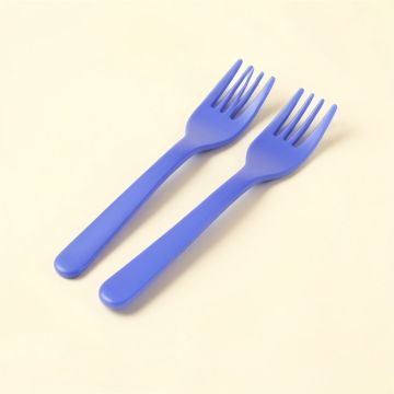 Periwinkle Basic Plastic Disposable Forks (synthetic illustration; no displayed measurements)