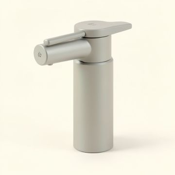 Made To Match Gourmetier Single Handle Pull-Out Kitchen Faucet Sprayer (synthetic illustration; no displayed measurements)