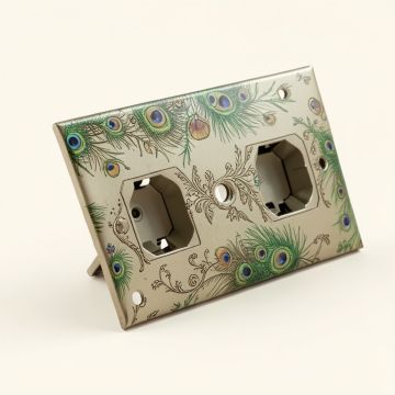 Peacock Head N Peacock Feathers 1-Gang Duplex Outlet Wall Plate (synthetic illustration; no displayed measurements)