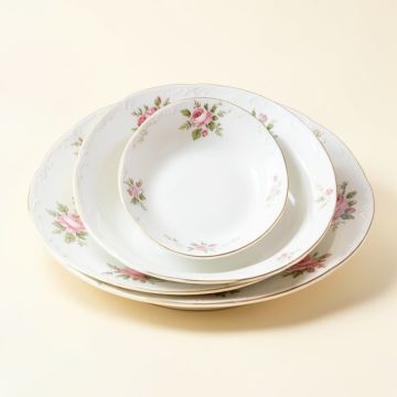 Old Country Roses Bone China 12 Piece Dinnerware Set , Service For 4 (synthetic illustration; no displayed measurements)