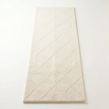 Linden Bend Narrow Runner Rug - Cream (synthetic illustration; no displayed measurements)