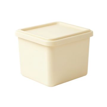 Pine Bend Closed Outdoor Storage Box - Ivory