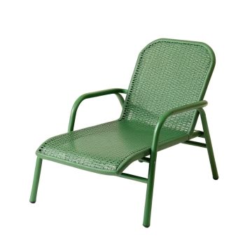 Olive Bluff Outdoor Lounge Chair - Green (synthetic illustration; no displayed measurements)