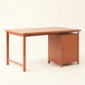 Cliff Arc Empty Workshop Workbench (synthetic illustration; no displayed measurements)