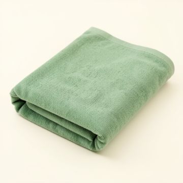 Field Crossing Bath Towel - Green (synthetic illustration; no displayed measurements)