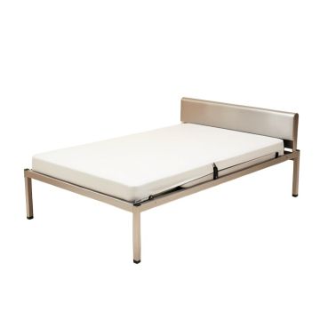 Kira 13 '' Massaging Zero Gravity Adjustable Bed With Wireless Remote